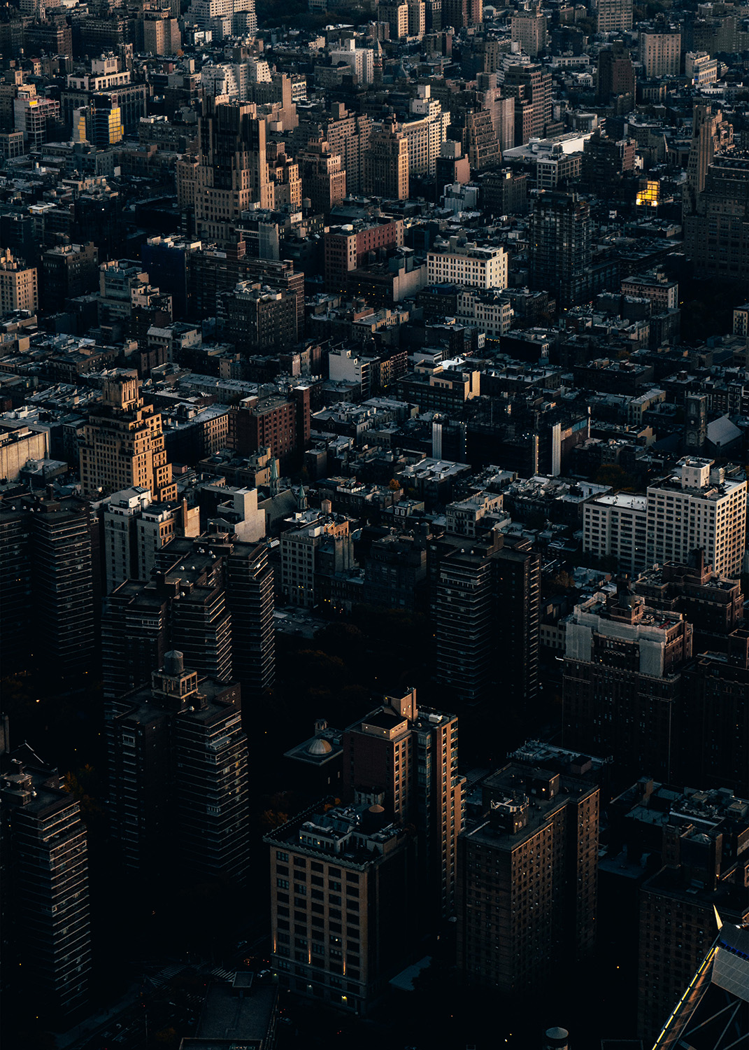 Edge of New York — Nocturnal architecture